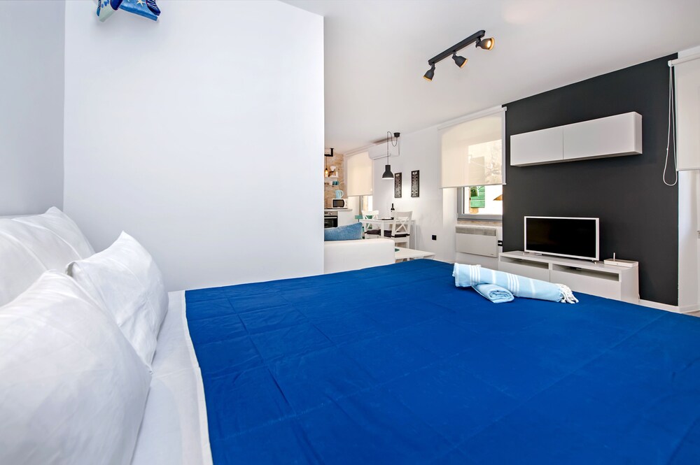 Room Marinata