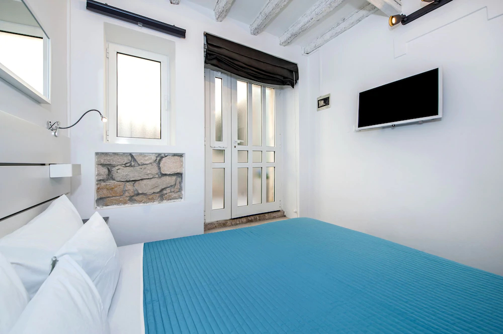 Room Marinata