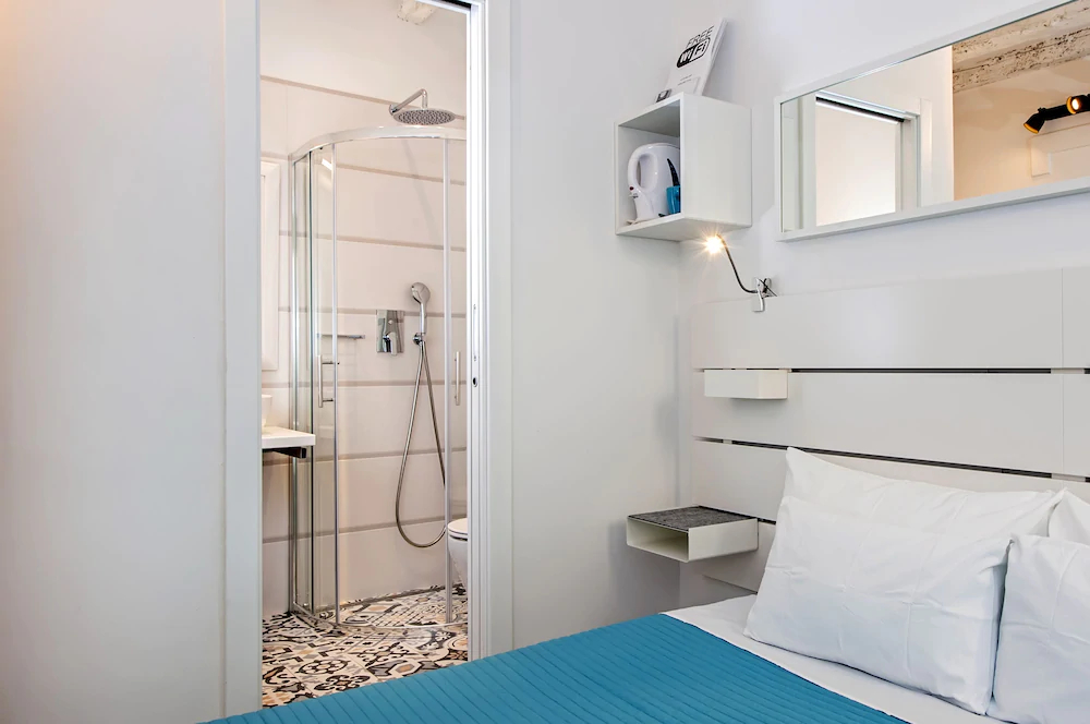 Room Marinata