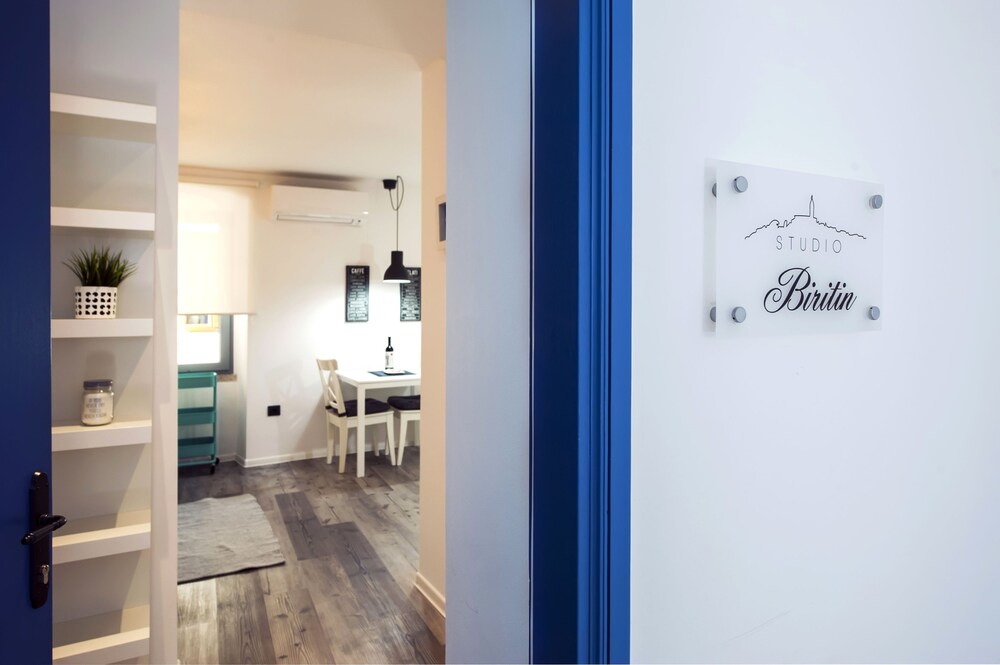 Room Marinata