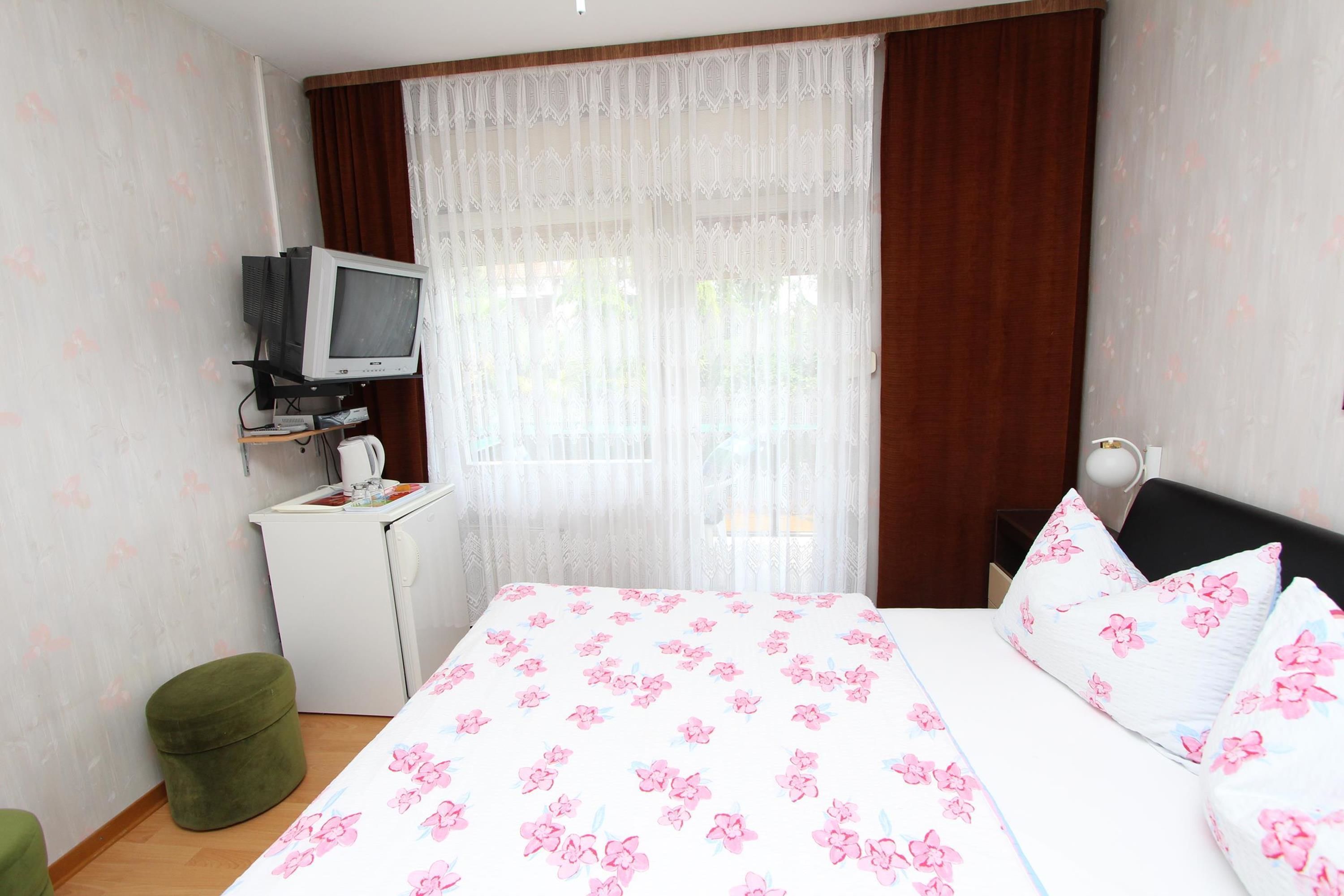 Rooms and Apartment Stefan