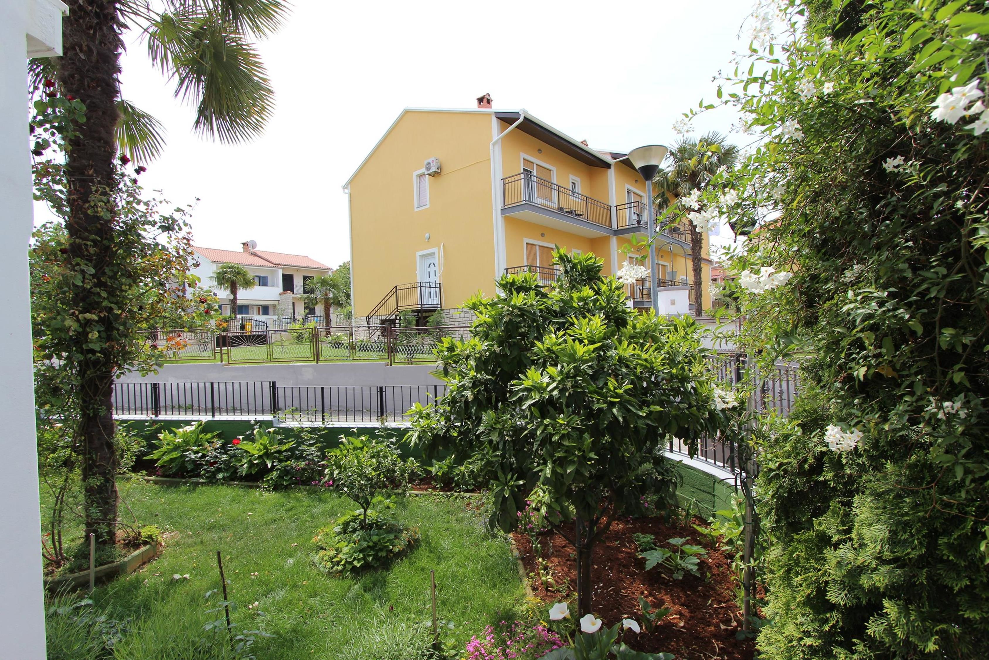 Rooms and Apartment Stefan