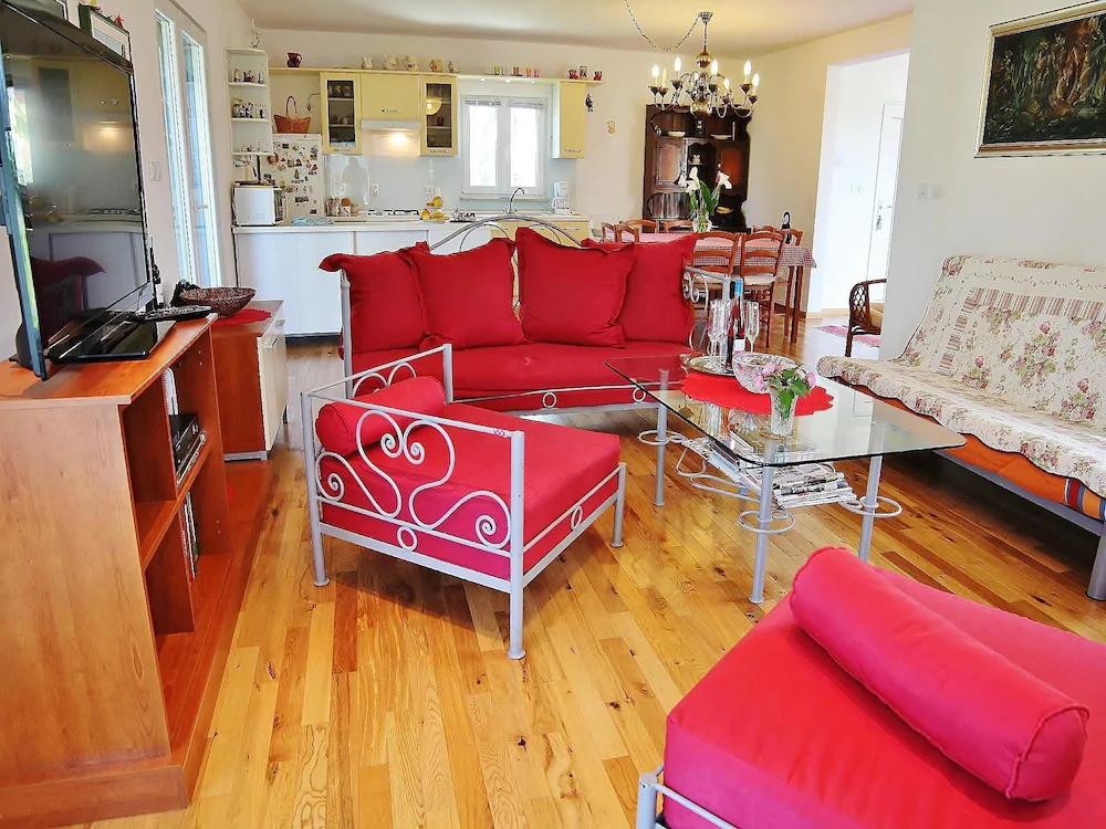Holiday House Lico