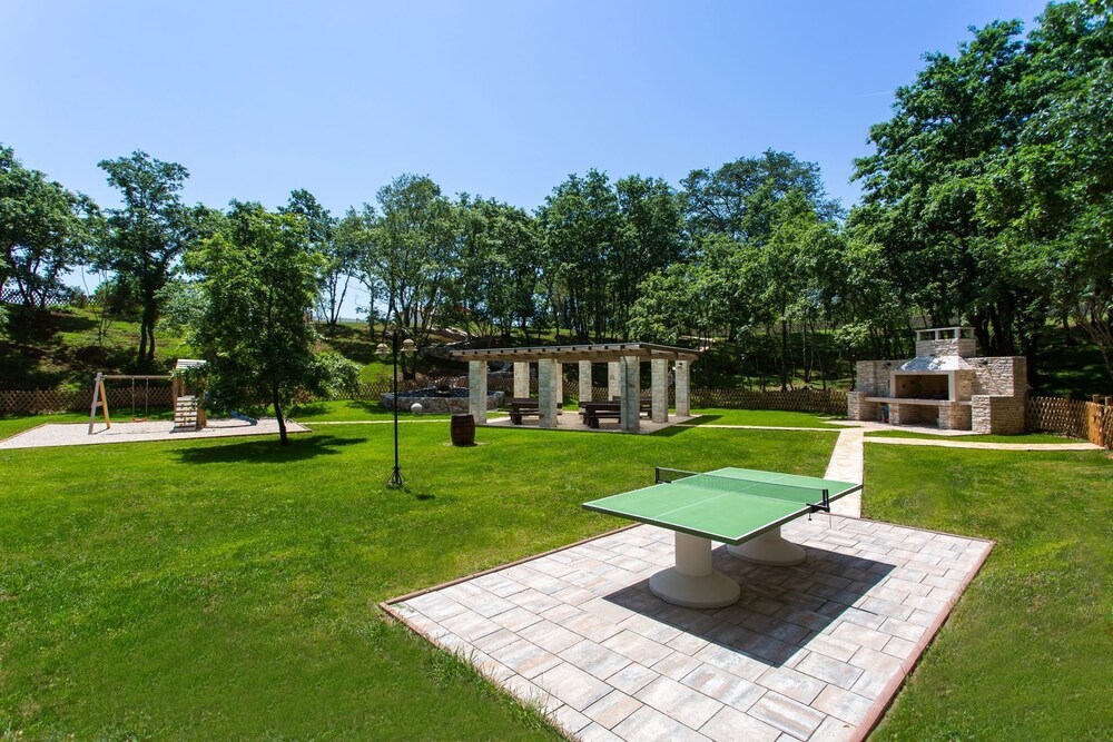 Villa Monaco