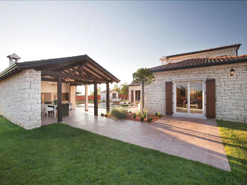 Villas Modena & Luxoria