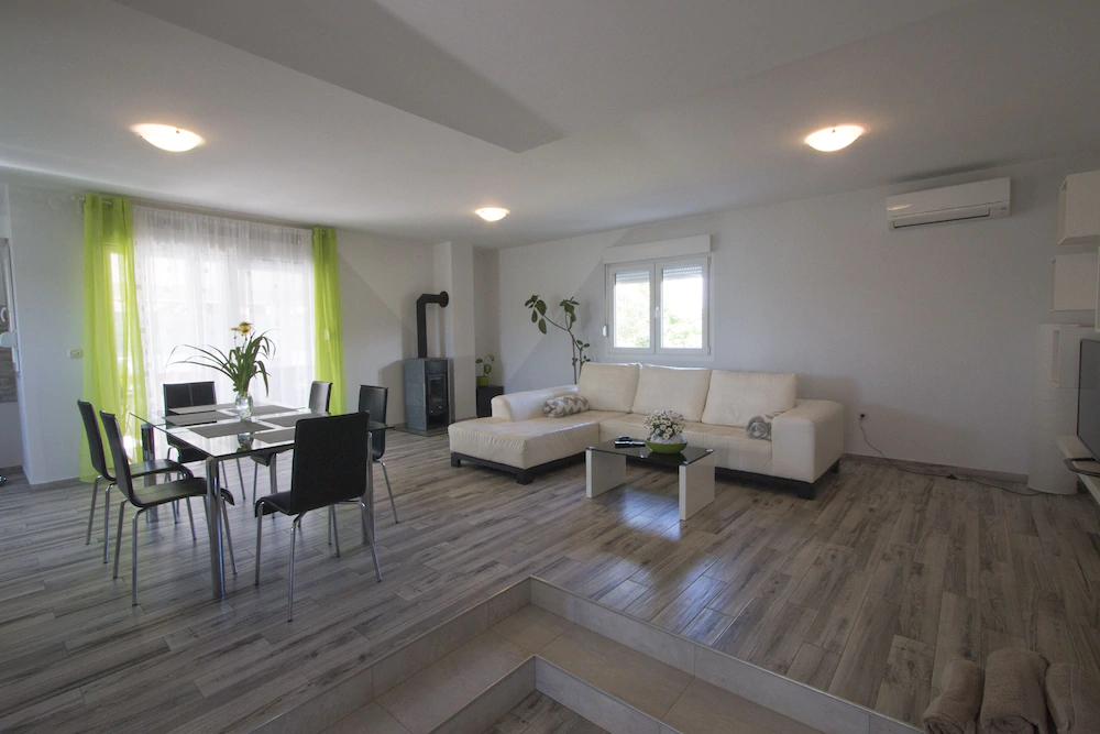 Villa Trosti