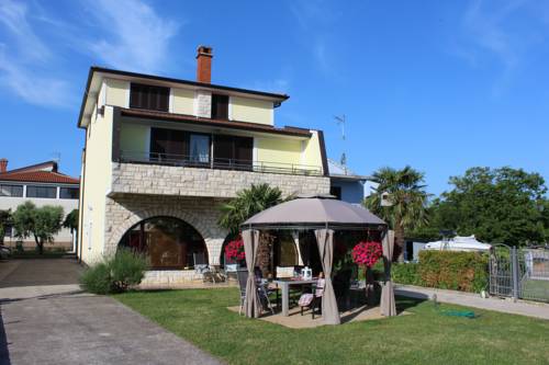 Apartments Krnjic
