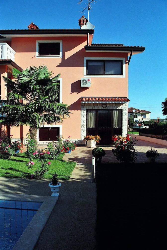 Holiday Home Korenic