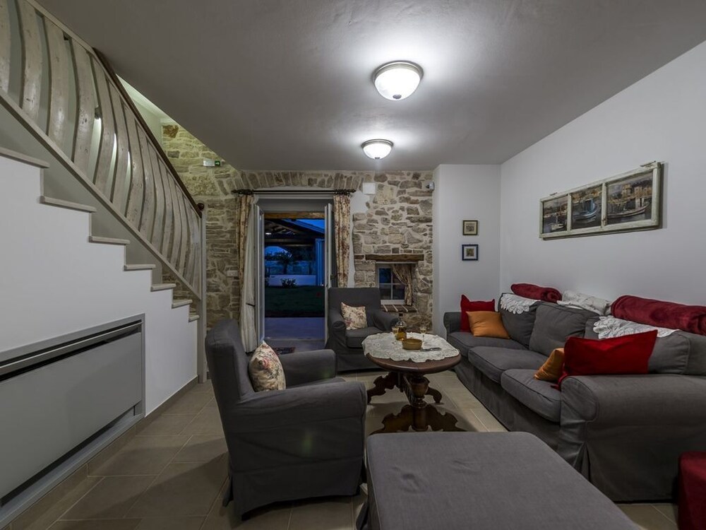 Luxury Villa Lemaliante