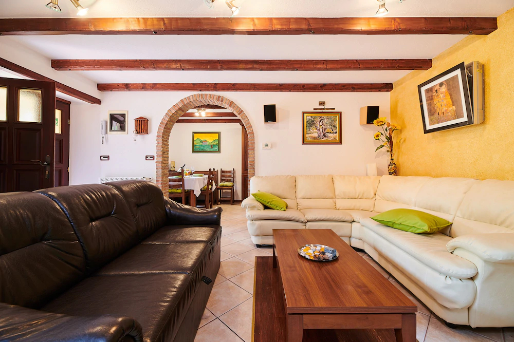 Villa Mala