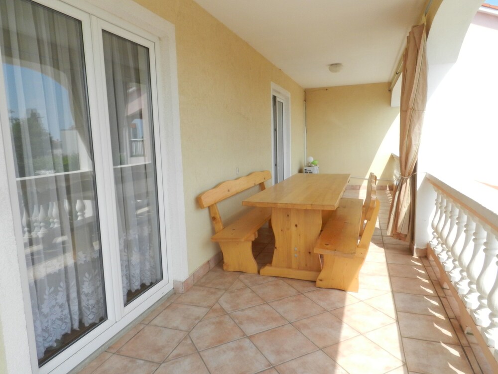 Apartments Ankica