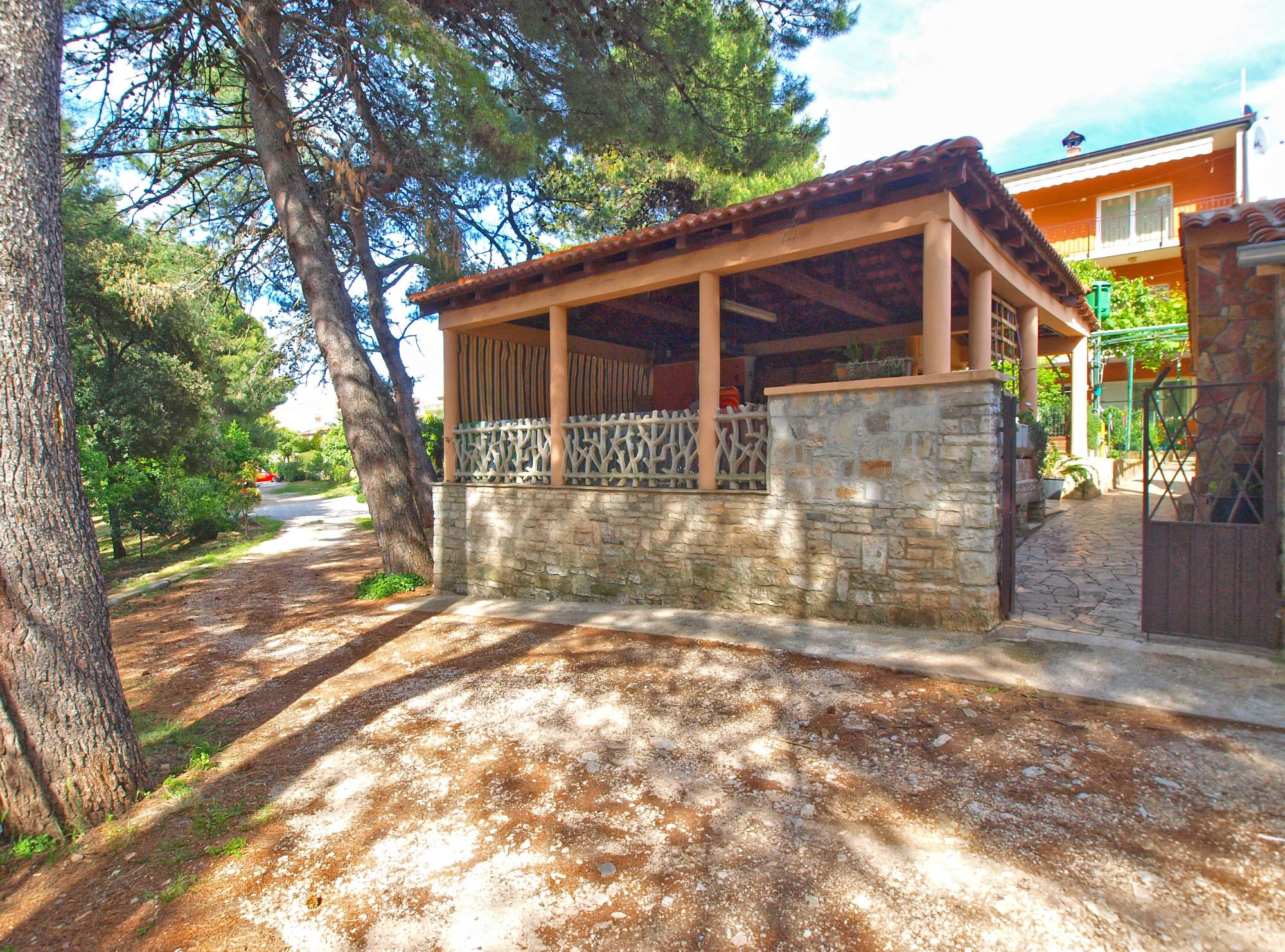 Apartments Branko 1348