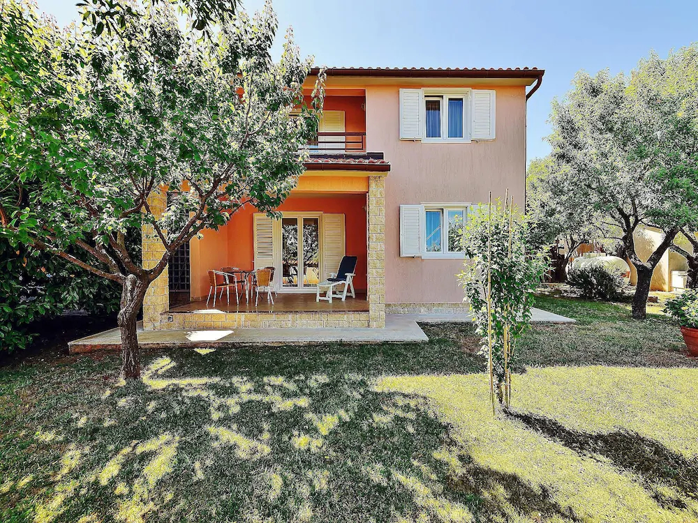 Apartments Brioni Colors