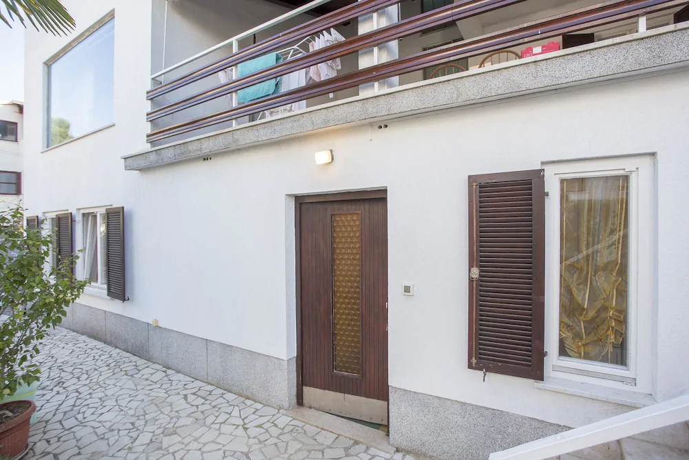 Apartments Kamelia