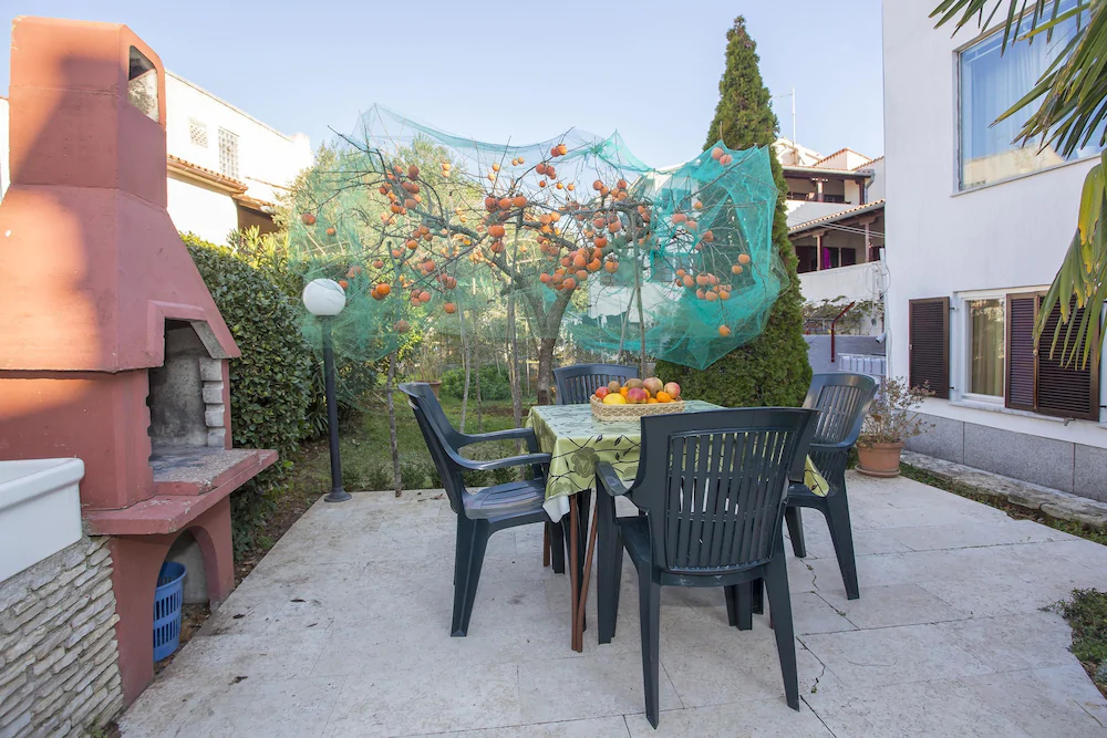 Apartments Kamelia