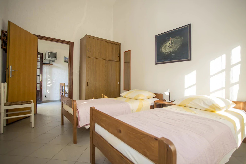 Apartments Kamelia