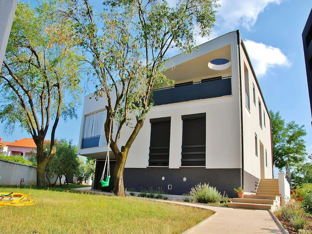 Apartments Karlo & Jakov