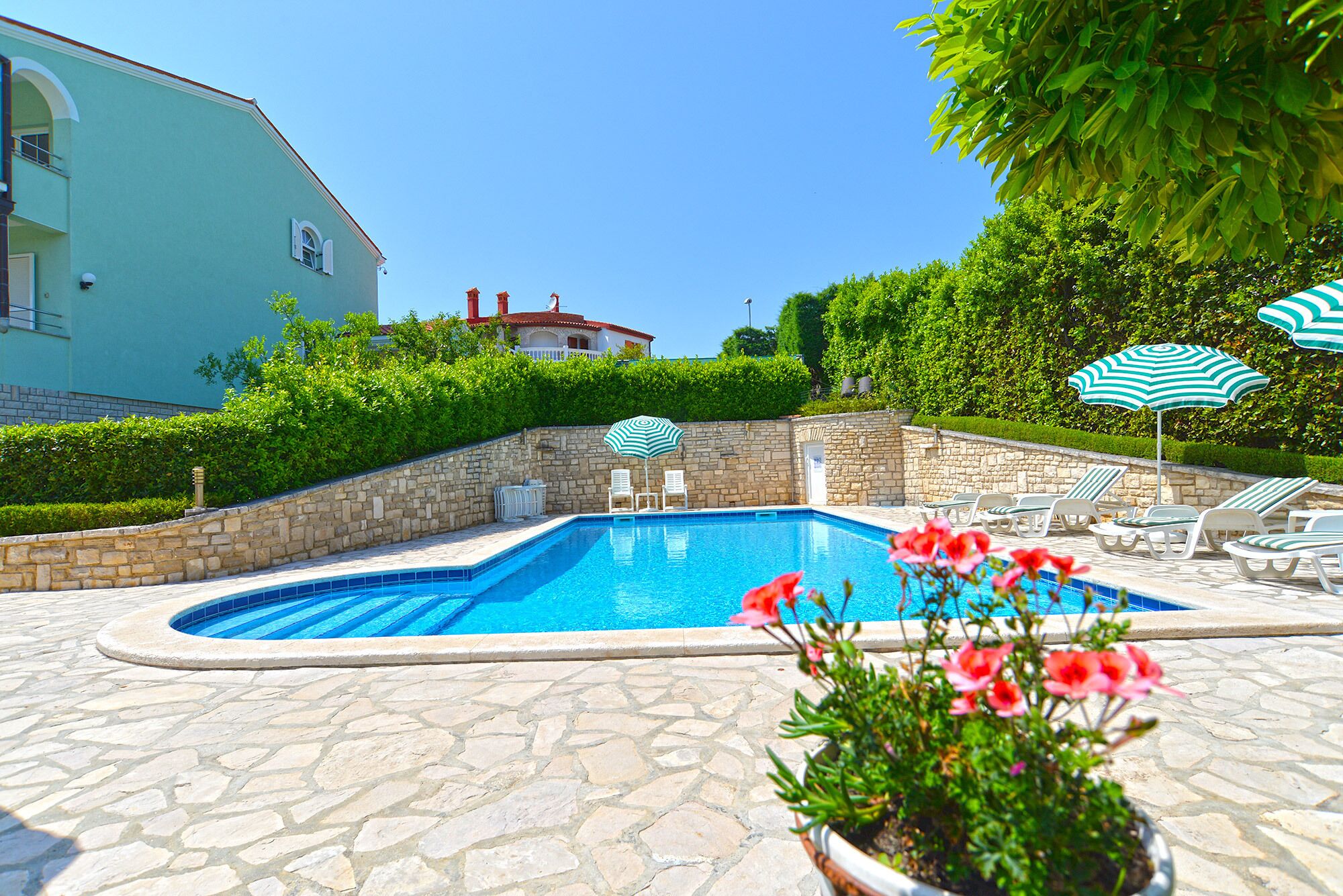Apartments Nelli 624