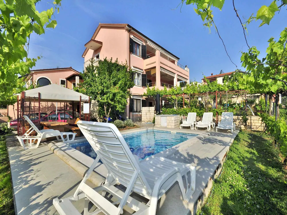 Apartments Slavko