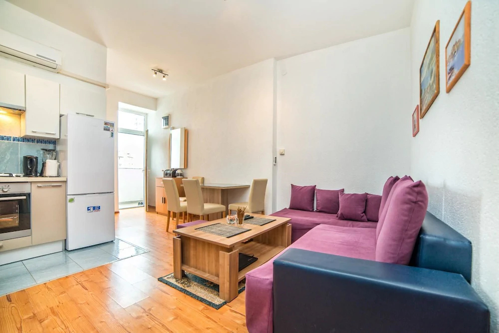 Apartments Smaila 54
