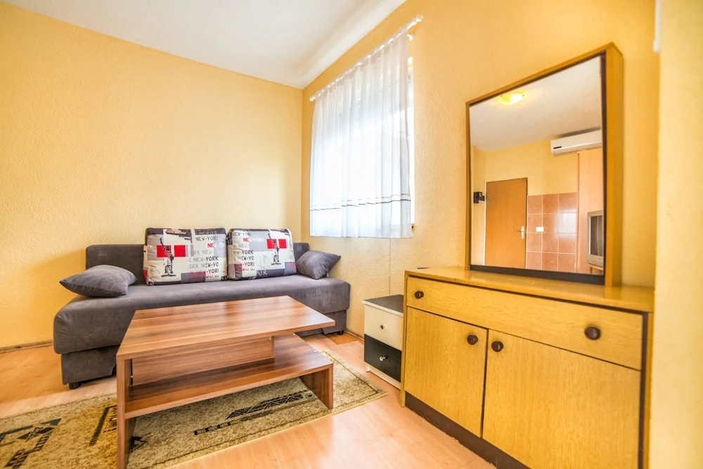 Apartments Smaila 54