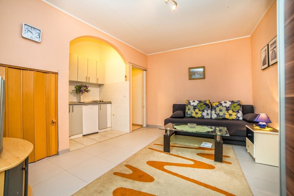 Apartments Smaila 54