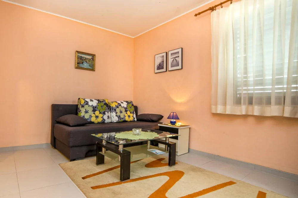 Apartments Smaila 54