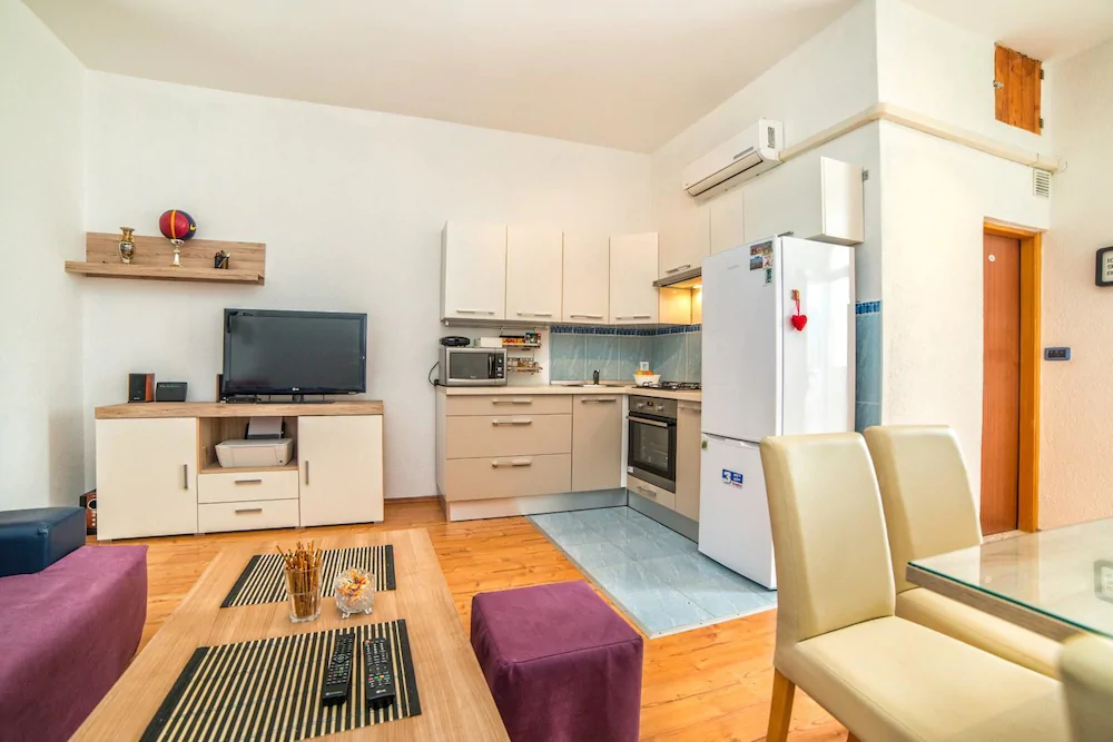Apartments Smaila 54