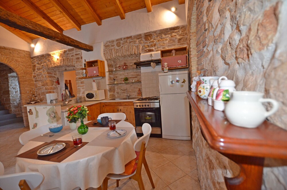 House Amalia