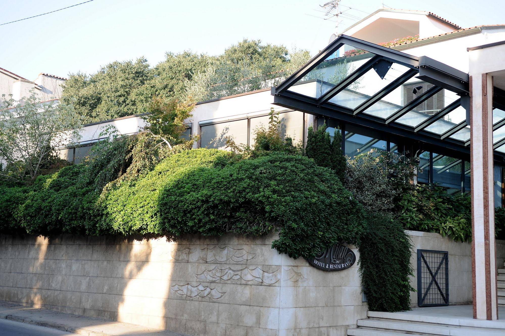 Milan - Hotel & Restaurant