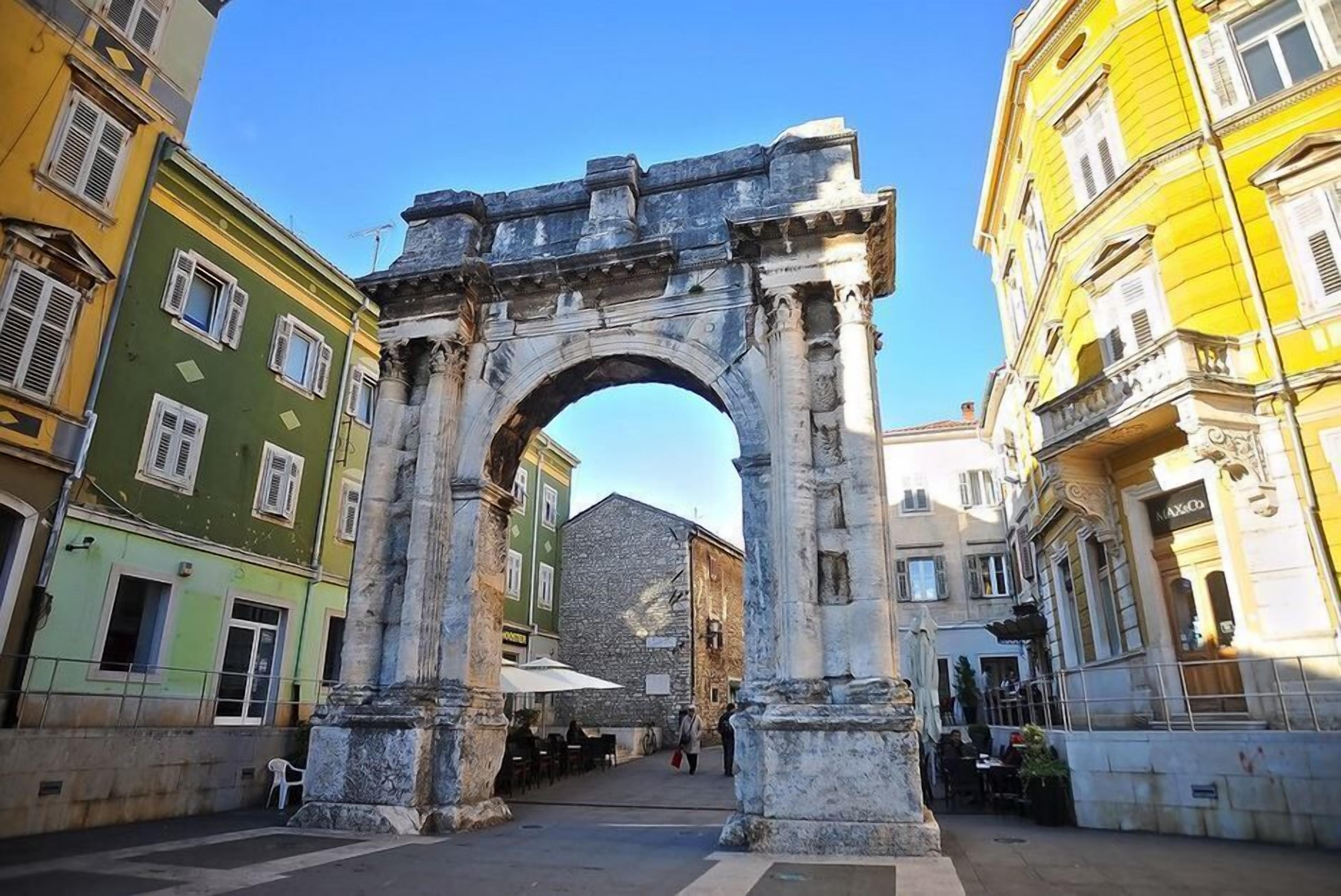 Mimoza Old Town Pula Apartments