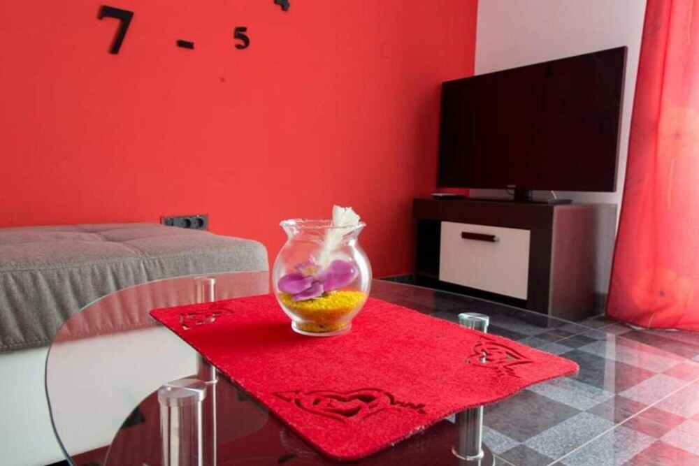Nada Apartmani