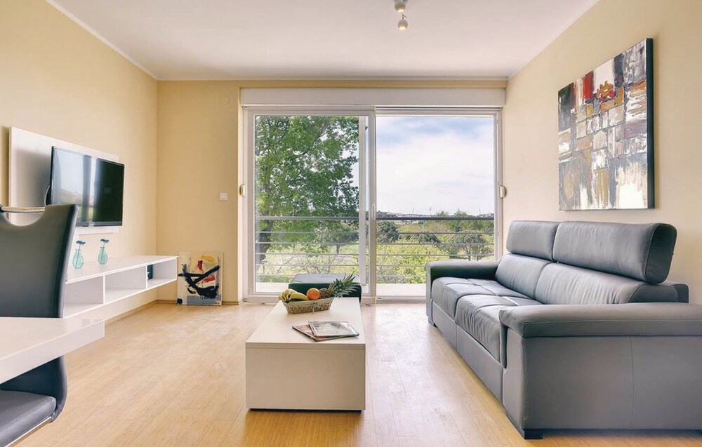 Vea Apartments