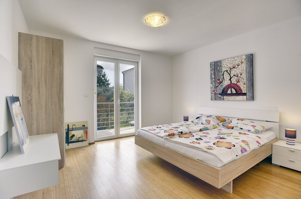 Vea Apartments