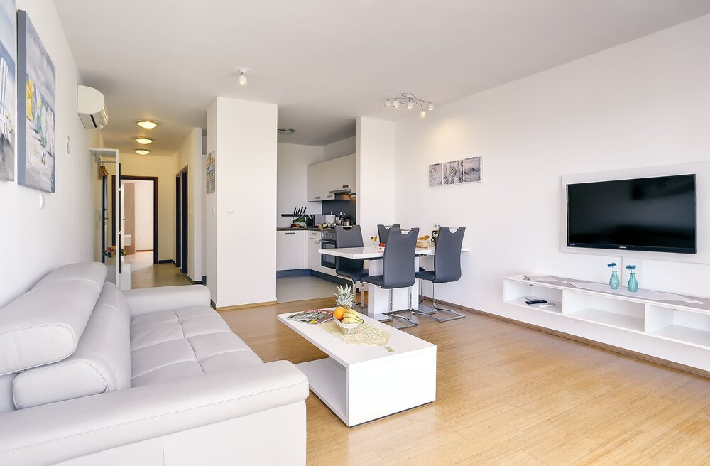Vea Apartments