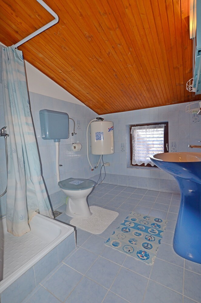 Apartments and Rooms Viktorija