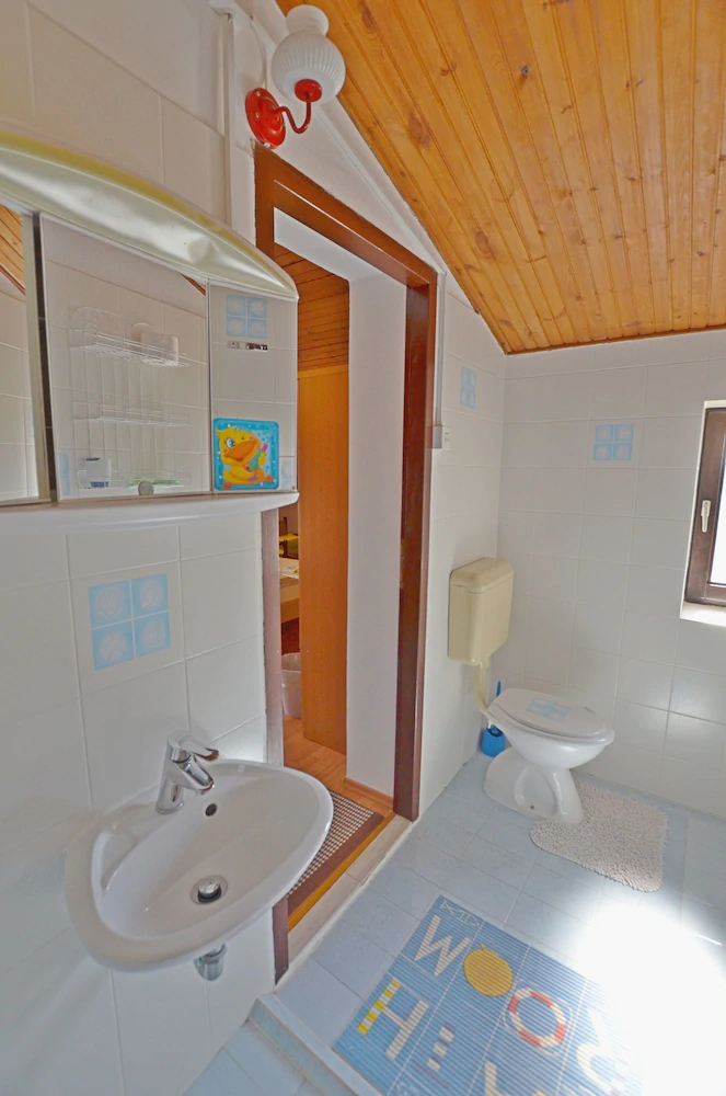 Apartments and Rooms Viktorija