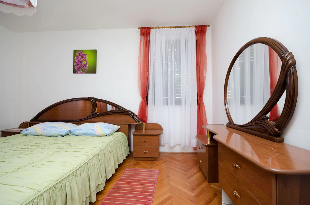 Apartments Ilija