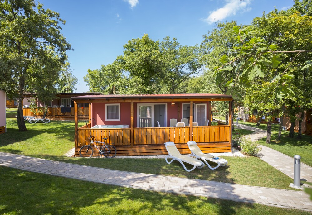 Campsite Valkanela Mobile Homes