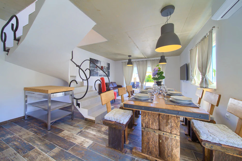 Pax House