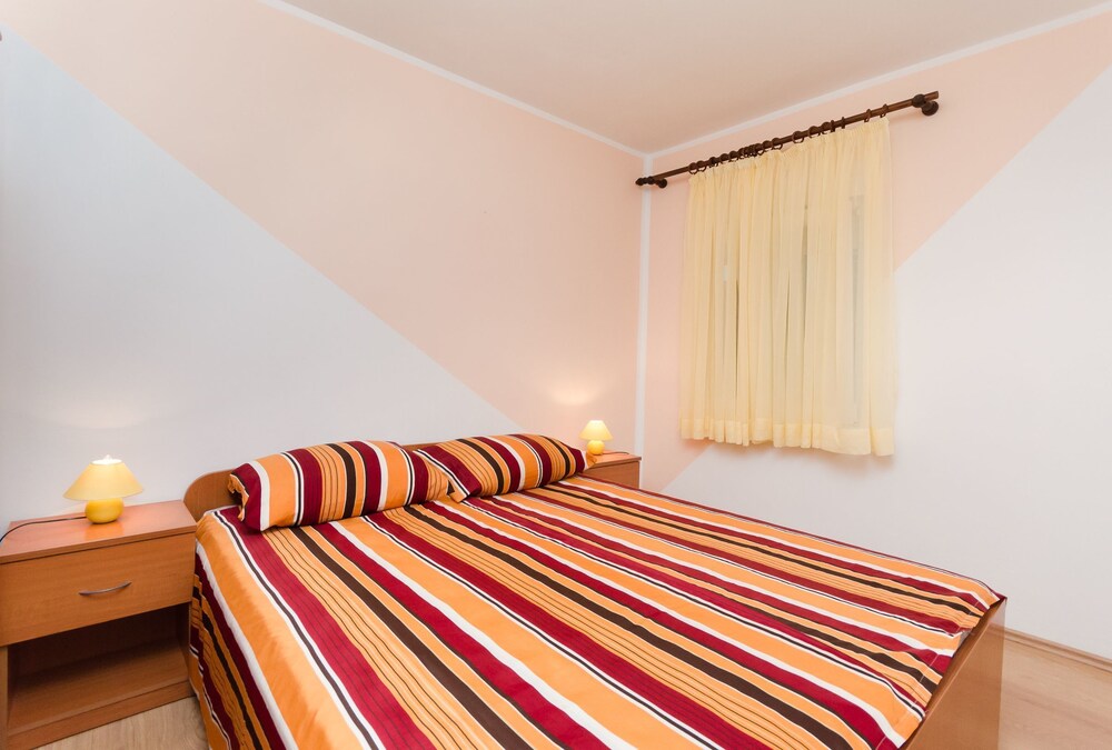 Apartments Dragan