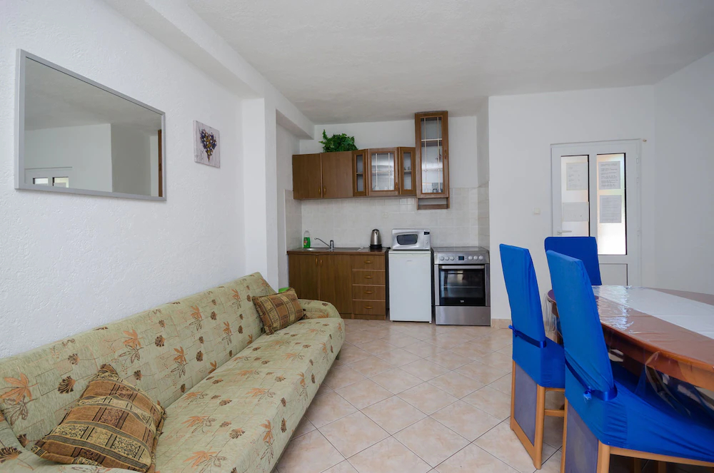 Apartments Elvira