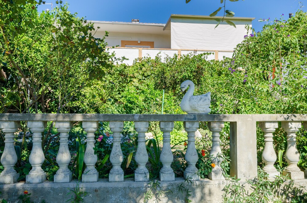 Apartments Elvira