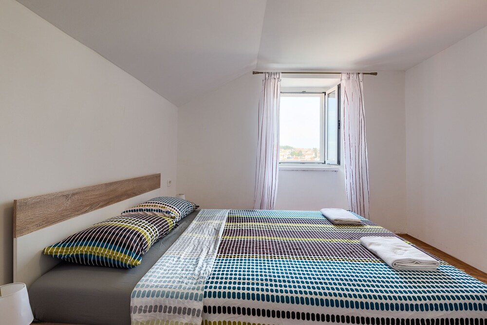 Andrea & Leon Apartments
