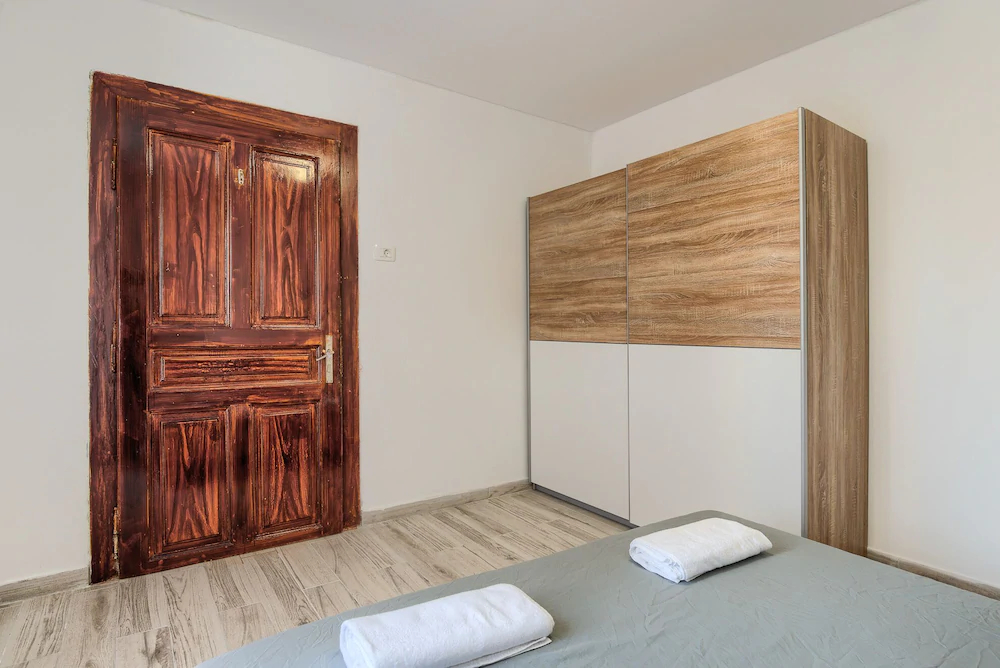Andrea & Leon Apartments