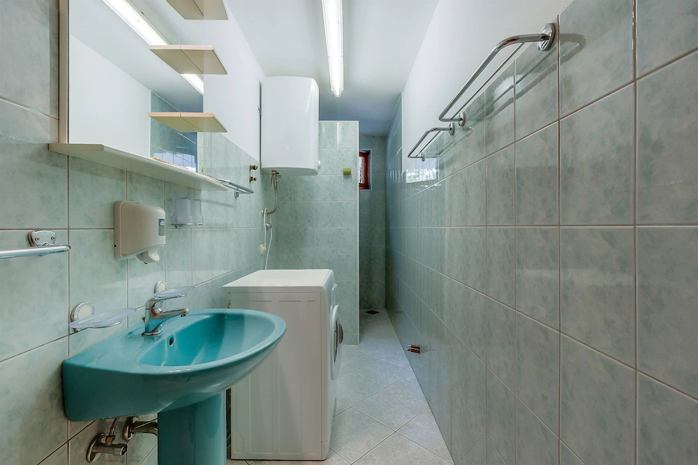 Apartments And Room Rukonic