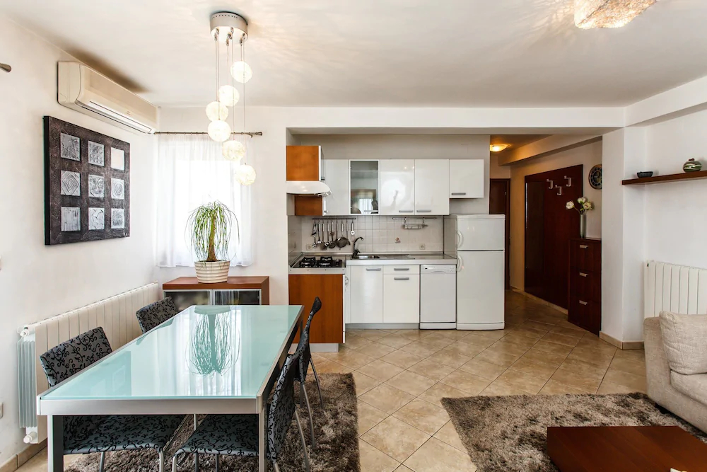 Apartments & Rooms Milcetic