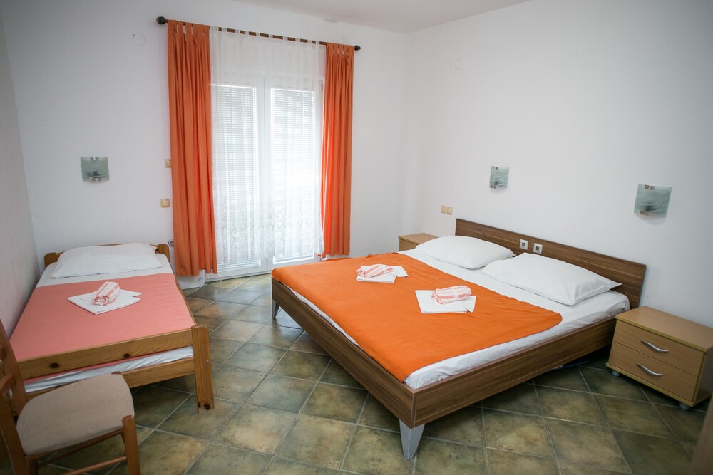 Apartments Dalmatinka Metajna Novalja