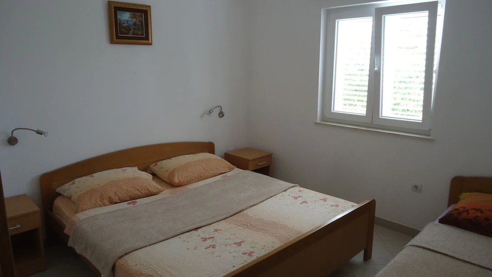 Apartments Tomi