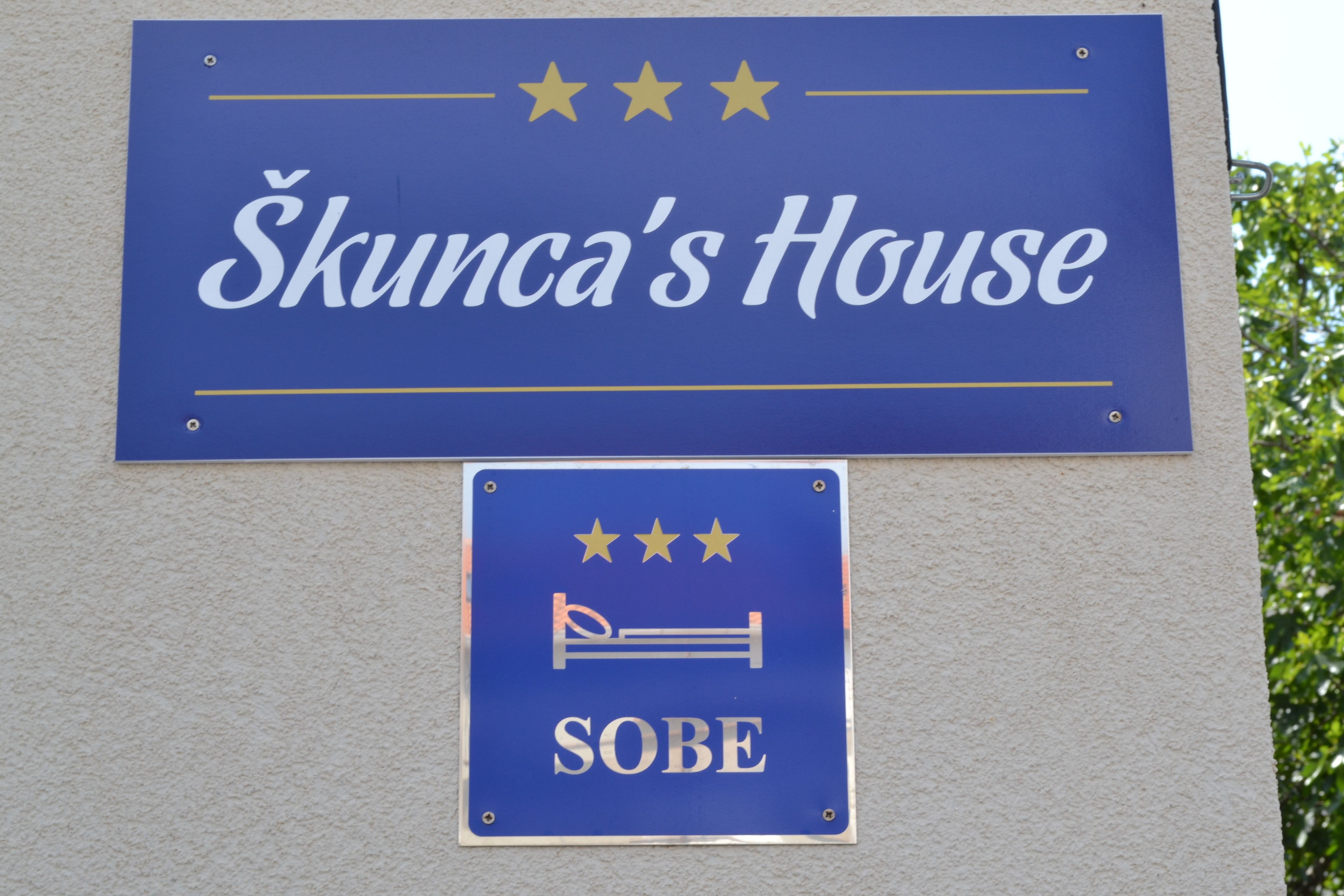 Skunca's House